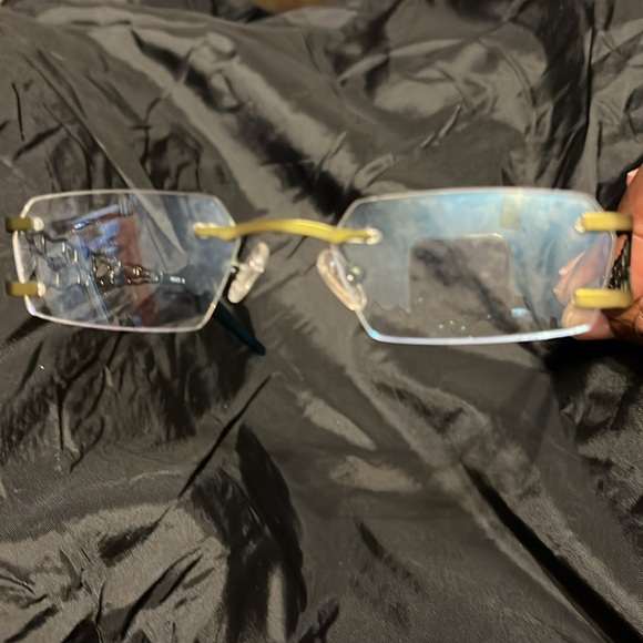 Menizzi Stylish Gold and Black Rimless Glasses main image 10